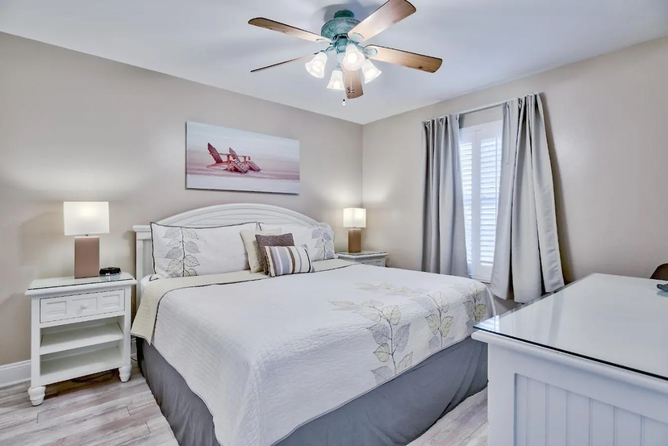 Pelican Beach Resort Condos Destin Apartment